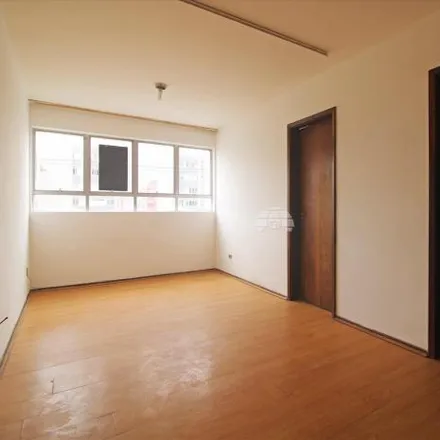 Rent this studio apartment on Avenida Visconde de Guarapuava 1800 in Centro, Curitiba - PR