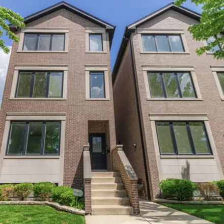 Buy this 4 bed duplex on 3133 South Wallace Street in Chicago, IL 60616