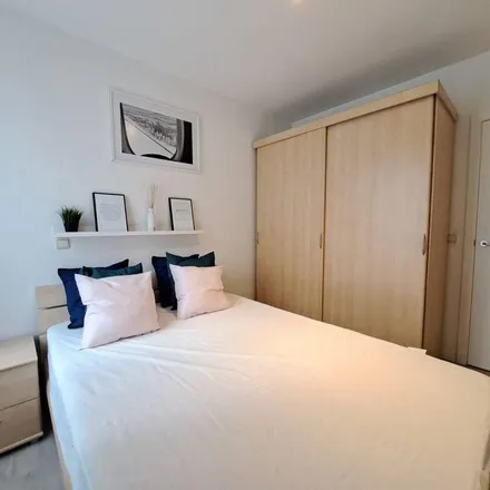 Rent this 1 bed apartment on Boulevard de Waterloo - Waterloolaan 97 in 1000 Brussels, Belgium
