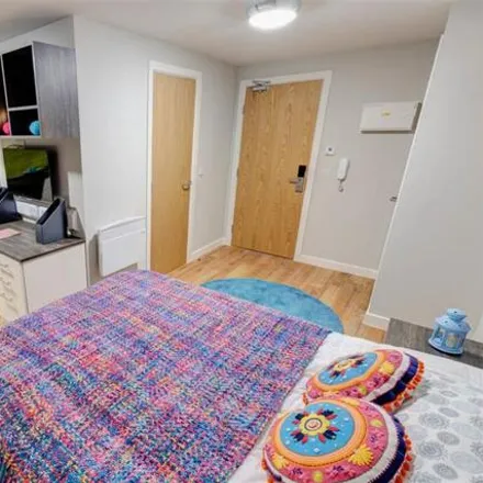 Rent this studio apartment on 66-72 Hounds Gate in Nottingham, NG1 6BA