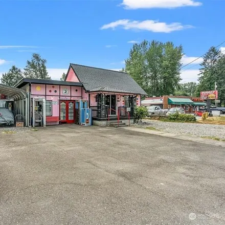 Buy this 2 bed house on Highway 2 Antiques & Imports in Stevens Pass Highway, Sultan
