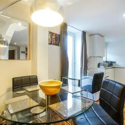Image 1 - Regal Court, 159-169a Carlton Vale, London, NW6 5HB, United Kingdom - Apartment for sale