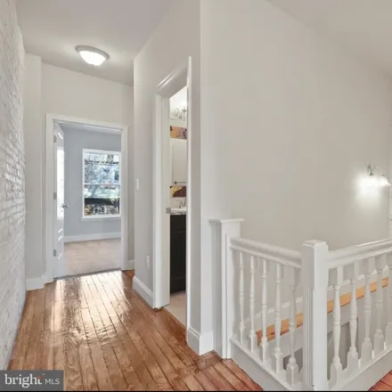 Image 7 - 1928 W Fairmount Ave - Townhouse for rent