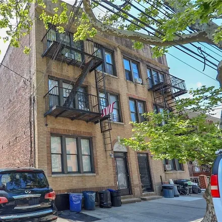 Image 2 - 924 59th Street, New York, NY 11219, USA - Townhouse for sale