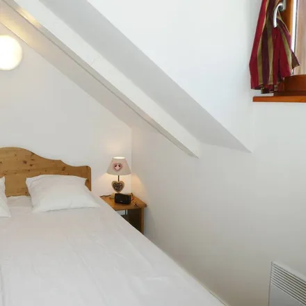 Rent this 1 bed apartment on Vignec - Saint-Lary 1700 in Echarpe, 65170 Saint-Lary-Soulan