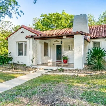 Buy this 3 bed house on 267 West Lullwood Avenue in San Antonio, TX 78212
