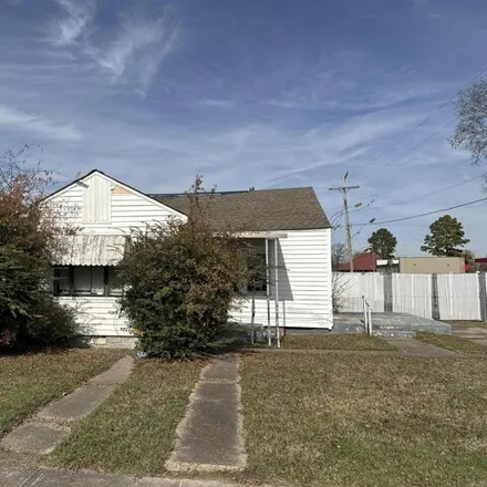 Image 3 - 94 Watson Boulevard North, Pine Bluff, AR 71601, USA - House for sale