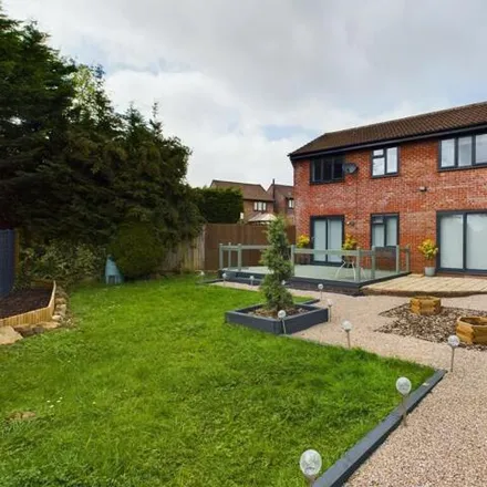 Image 1 - Merlin Close, Cardiff, CF14 9AW, United Kingdom - Duplex for sale