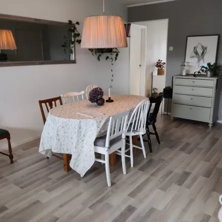 Rent this 3 bed apartment on Furubakken 13A in 2609 Lillehammer, Norway