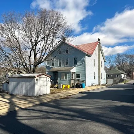 Image 5 - 180 North Northampton Street, New Village, Bangor, PA 18013, USA - House for rent