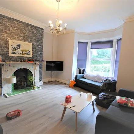 Rent this 1 bed apartment on 103 Victoria Road in Leeds, LS6 1DR