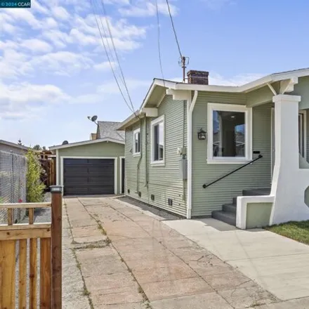 Image 3 - 7207 Orral Street, Oakland, CA 94621, USA - House for sale