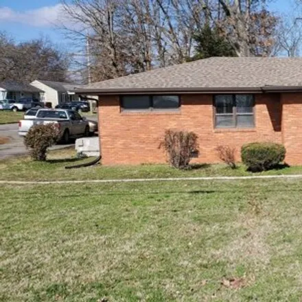 Rent this 2 bed house on 914 Nancy Drive in Murfreesboro, TN 37129