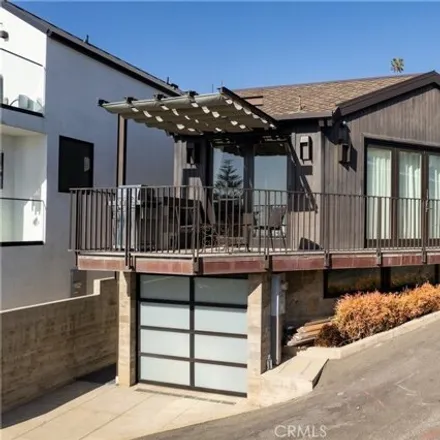 Rent this studio condo on 2699 Solana Way in Laguna Beach, CA 92651