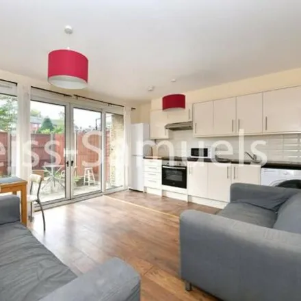 Rent this 4 bed townhouse on Vicarage in Lorrimore Square, London