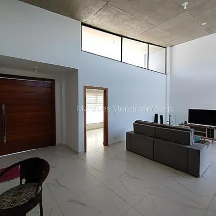 Buy this 4 bed house on Rua Mário Crispim in Cruzeiro de Santo Antônio, Juiz de Fora - MG