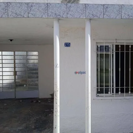 Rent this 2 bed house on Avenida Otávio Braga de Mesquita 1081 in Fátima, Guarulhos - SP