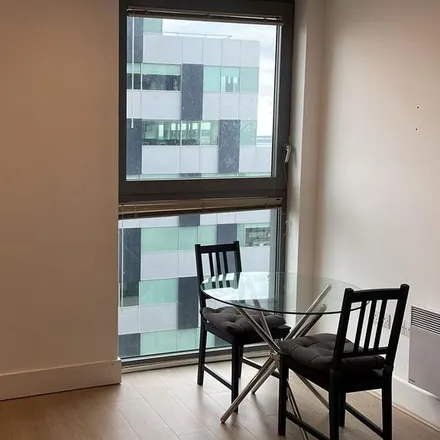 Image 3 - 10 Rumford Place, Pride Quarter, Liverpool, L3 9DG, United Kingdom - Apartment for rent