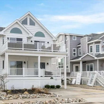 Buy this 5 bed house on 746 Sunrise Drive in Avalon, Cape May County