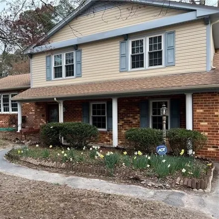 Buy this 3 bed house on Timberneck Drive in Gloucester Point, VA 23072