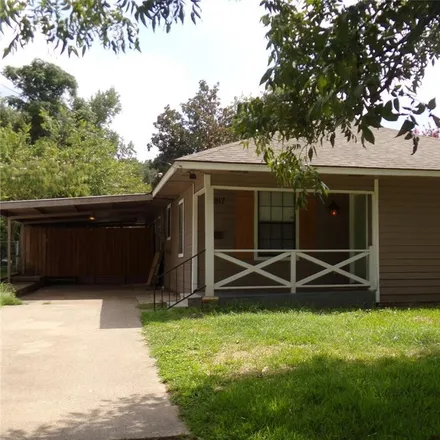 Buy this 3 bed house on 1817 Sycamore Avenue in Corsicana, TX 75110