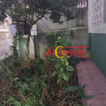 Buy this 2 bed house on Rua Catuipe in Itapegica, Guarulhos - SP