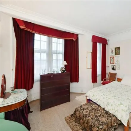 Image 3 - Coleherne Court, The Little Boltons, London, SW5 0BU, United Kingdom - Apartment for sale