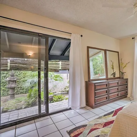 Rent this 4 bed house on Hauula in HI, 96717