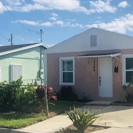Image 1 - 1113 West 31st Street, Riviera Beach, FL 33404, USA - House for sale