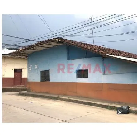 Rent this 4 bed house on Anaconda discoteca in Jirón José de San Martín, Morales