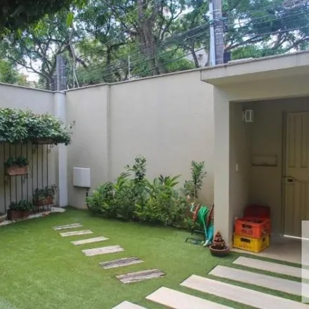 Buy this 4 bed house on Avenida Dona Francisca in Vila Rezende, Piracicaba - SP