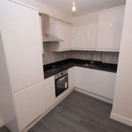 Rent this 1 bed apartment on 92 High Street in Rickmansworth, WD3 1AA