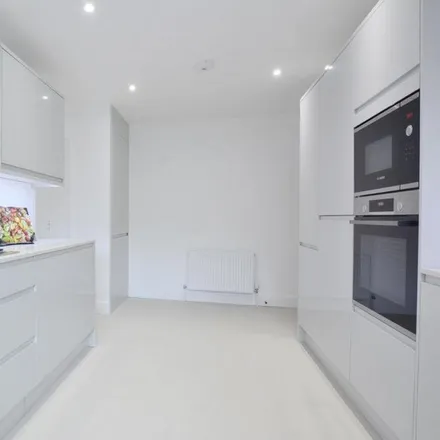 Image 4 - 3 Harley Road, London, NW3 3BX, United Kingdom - Townhouse for rent