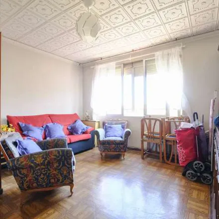 Image 5 - Travesía de Palomeras, 7, 28053 Madrid, Spain - Apartment for rent