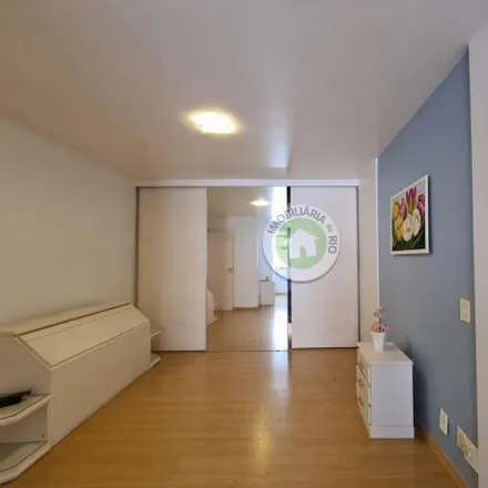 Buy this 3 bed apartment on Ladeira Ary Barroso in Leme, Rio de Janeiro - RJ