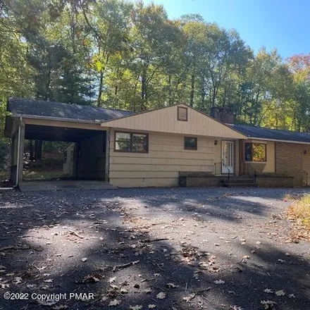 Image 1 - 518 Resica Falls Road, Middle Smithfield Township, PA 18302, USA - House for sale
