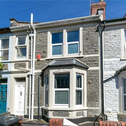 Rent this 6 bed townhouse on 18 Manor Road in Bristol, BS7 8PY