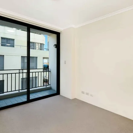 Image 5 - The Harvard, 231 Miller Street, Sydney NSW 2060, Australia - Apartment for rent