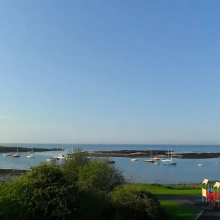 Rent this 2 bed apartment on Moorings Court in Groomsport, BT19 6JR