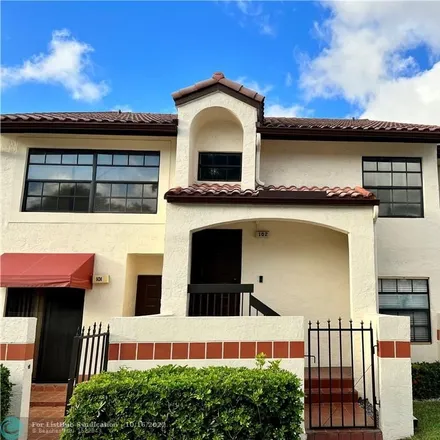 Buy this 3 bed condo on 102 Freedom Court in Lakeview, Deerfield Beach