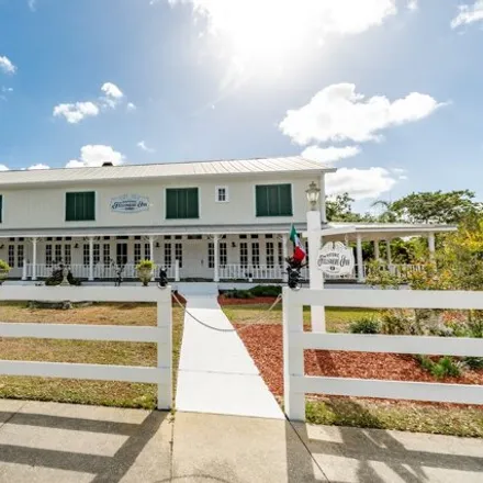 Buy this 11 bed house on 111 North Broadway Street in Fellsmere, Indian River County