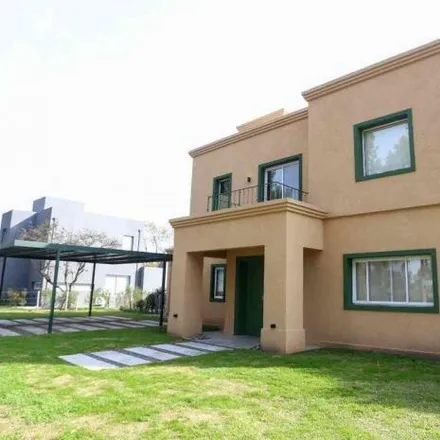 Rent this 4 bed house on San Salvador de Jujuy in Partido de Ezeiza, 1812 Carlos Spegazzini