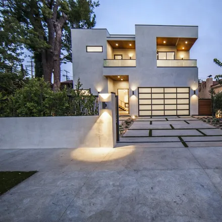 Rent this 5 bed house on 750 North Crescent Heights Boulevard in Los Angeles, CA 90046