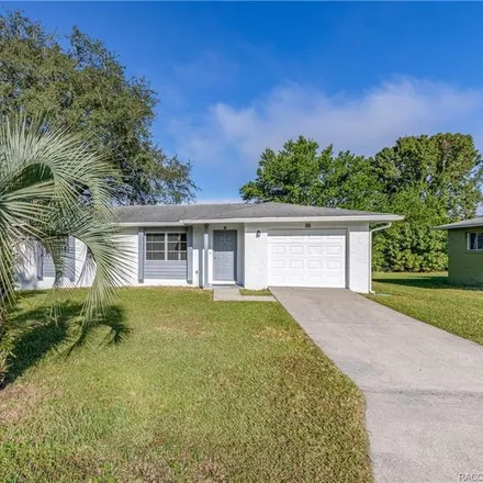 Image 3 - 304 South Jackson Street, Beverly Hills, Citrus County, FL 34465, USA - House for sale