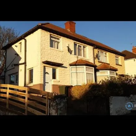 Rent this 3 bed duplex on Easterly Avenue in Leeds, LS8 2TD