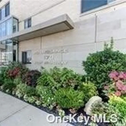 Rent this 1 bed apartment on 170 West Broadway in City of Long Beach, NY 11561