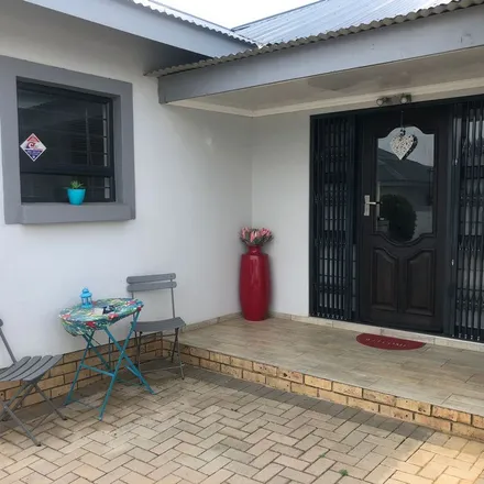 Rent this 2 bed townhouse on Vaal fisheries in Austin Street, Wilkoppies