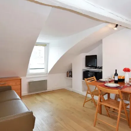 Image 5 - 169 Rue Montmartre, 75002 Paris, France - Apartment for rent