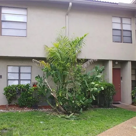 Buy this 3 bed condo on 2588 Coral Springs Drive in Kensington Manor, Coral Springs