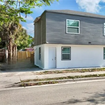 Buy this studio house on 240 Northeast 13th Street in Fort Lauderdale, FL 33304